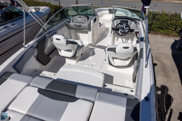 New 2025  powered  Boat for sale